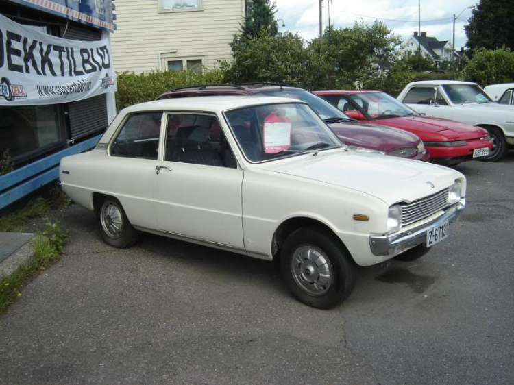 Mazda 1200 :") the tiny lover