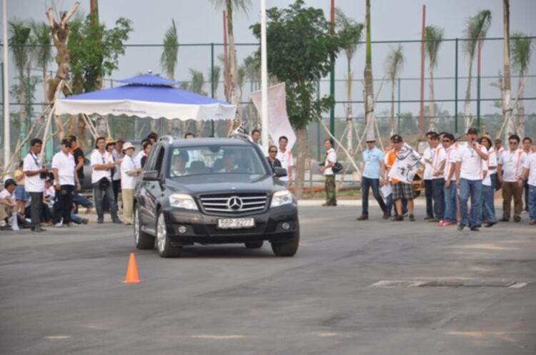 Hình ảnh SN OS 8 của SFC Hình ảnh SN OS 8 của SFC