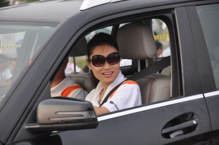 Hình ảnh SN OS 8 của SFC Hình ảnh SN OS 8 của SFC