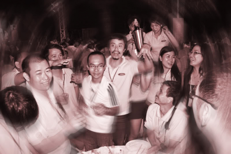 CHÚC MỪNG FFC ĐOẠT CÚP VÀNG TRONG DỊP THI ĐẤU MỪNG SN LẦN THỨ 8 CỦA OS...!!! CHÚC MỪNG FFC ĐOẠT CÚP VÀNG TRONG DỊP THI ĐẤU MỪNG SN LẦN THỨ 8 CỦA OS...!!!