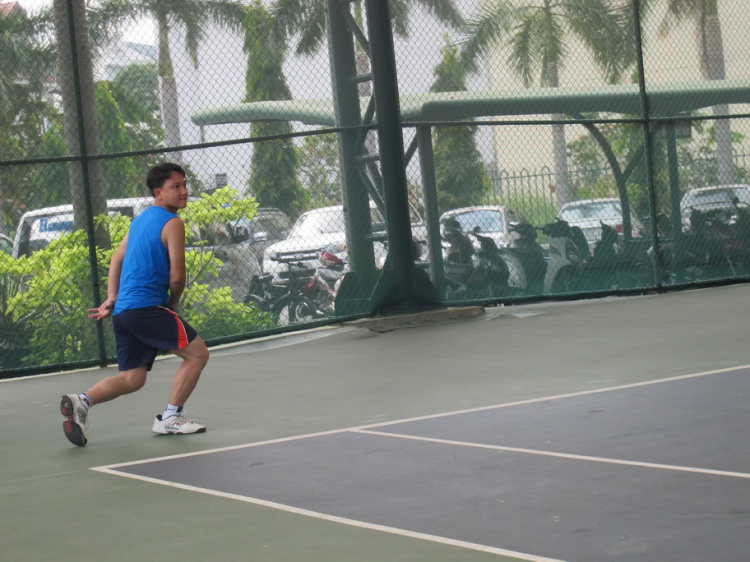 Chúc mừng bác Lycafe đoạt cúp vàng giải Tennis OS!!!