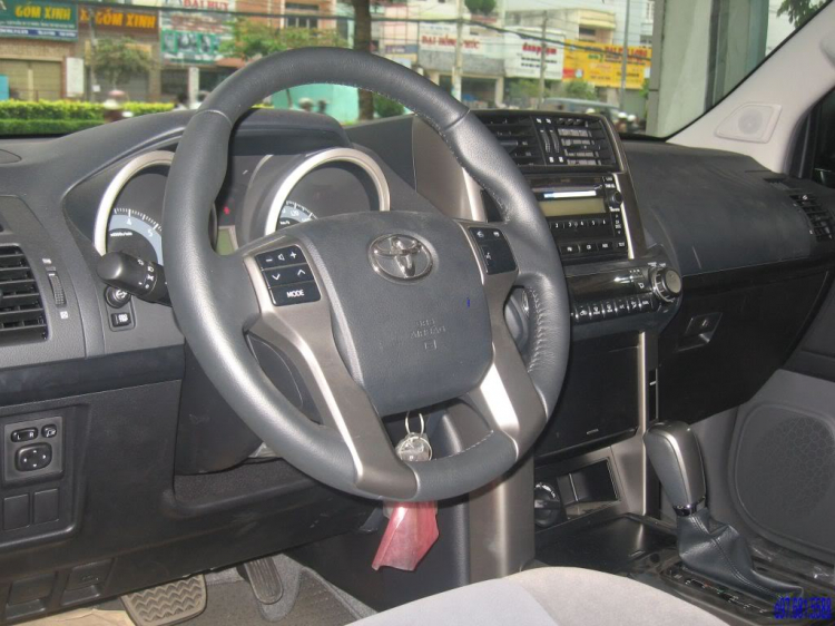 Xin tư vấn lựa chọn Toyota Prado 2.7 và Toyota Highlander V6 3.5.