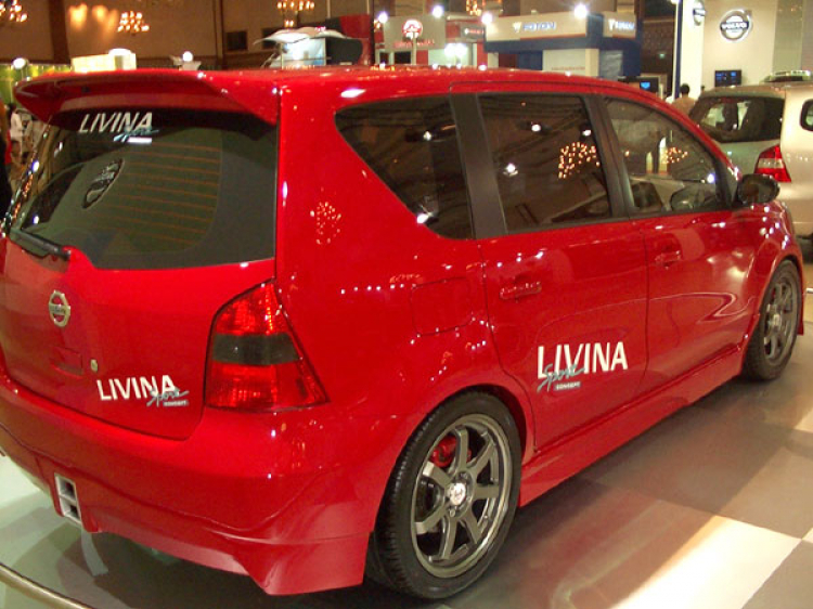 Nissan Livina, Caren, Innnova: chọn em nào?