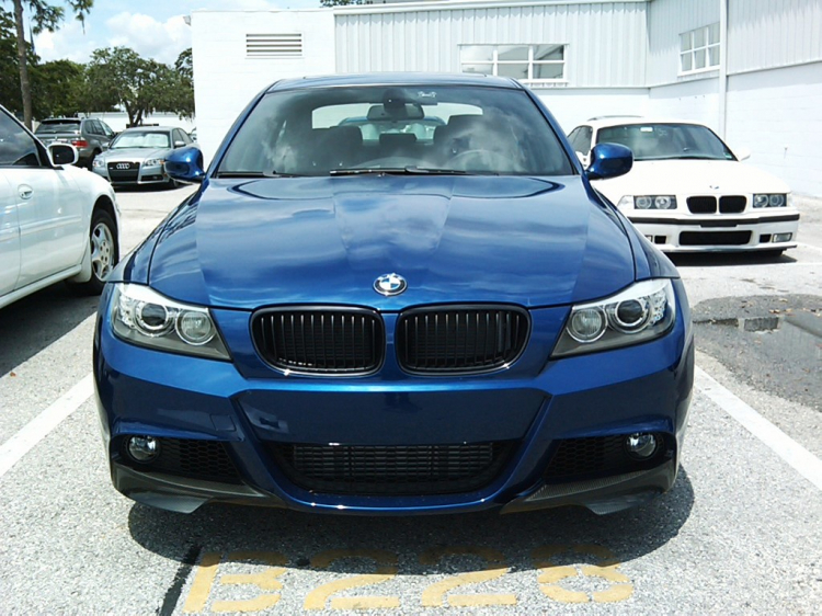 E90 độ mâm và logo Carbon Fiber E90 độ mâm và logo Carbon Fiber