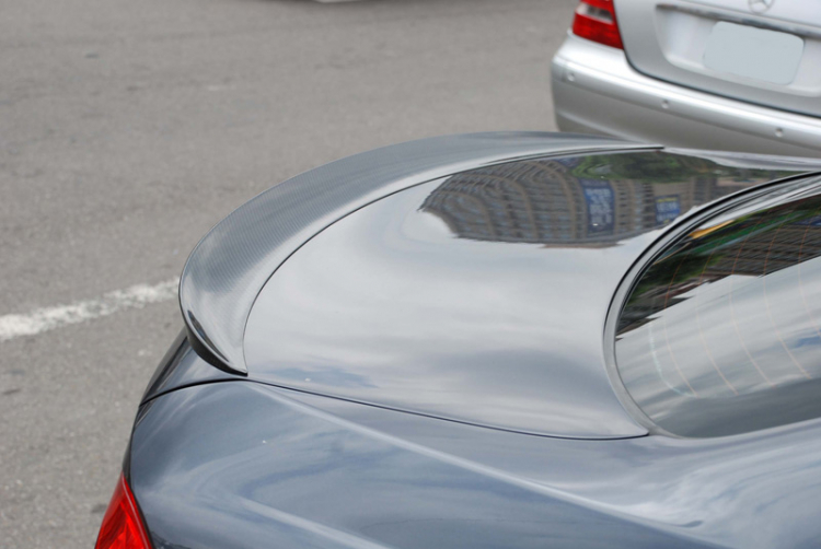 E90 độ mâm và logo Carbon Fiber E90 độ mâm và logo Carbon Fiber