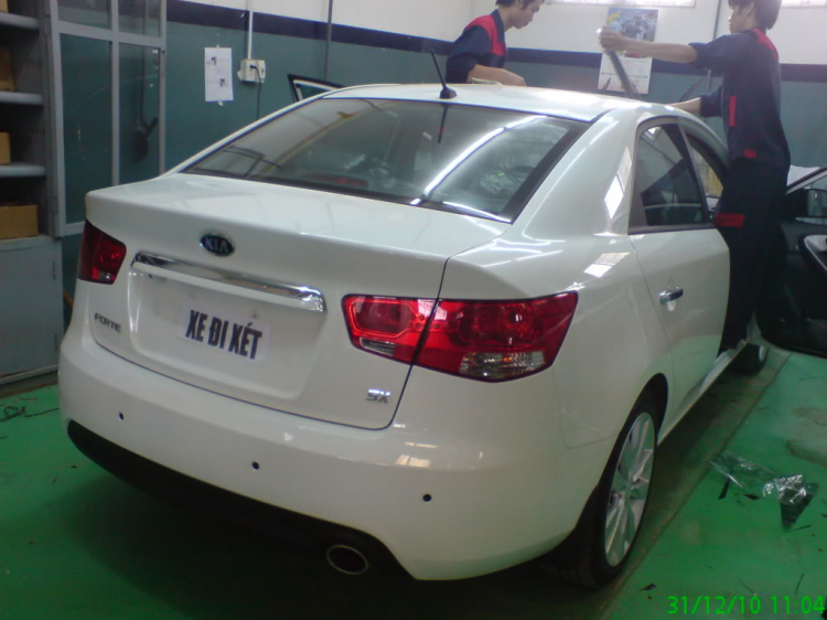 ra mắt V2 forte 2011 trắng