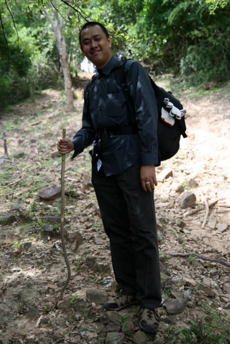 NÚI CHÚA - THẤT ĐỈNH