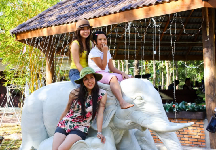 FFC, NGÀY ĐẦU NĂM MỚI Ở BUÔN MA THUỘT. FFC, NGÀY ĐẦU NĂM MỚI Ở BUÔN MA THUỘT.