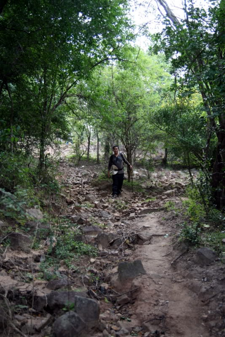 NÚI CHÚA - THẤT ĐỈNH
