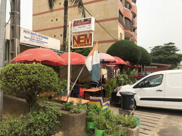 Em đang ở Tây Phi - Bờ Biển Ngà Em đang ở Tây Phi - Bờ Biển Ngà