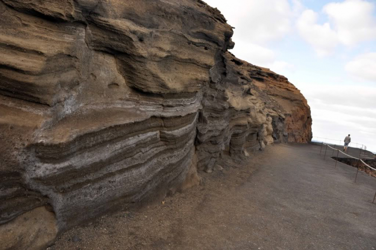 Fuerteventura, Lanzarote: hai trong mười hòn đảo đẹp nhất châu Âu.