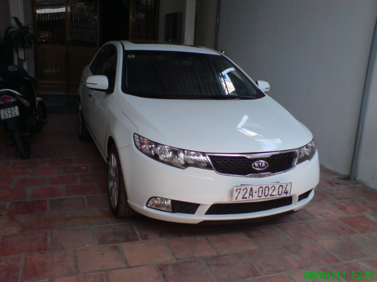 ra mắt V2 forte 2011 trắng