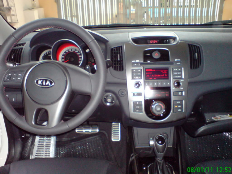 ra mắt V2 forte 2011 trắng ra mắt V2 forte 2011 trắng
