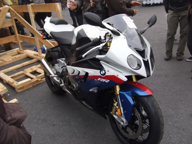 S1000 RR , giấc mơ của các biker .