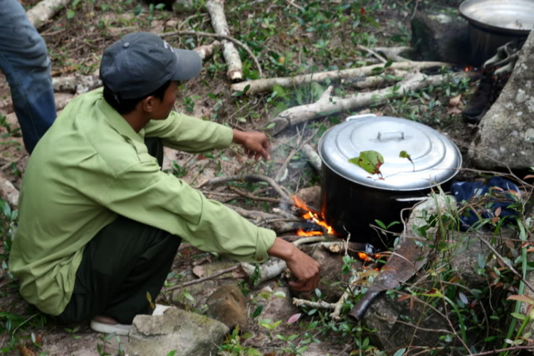 NÚI CHÚA - THẤT ĐỈNH