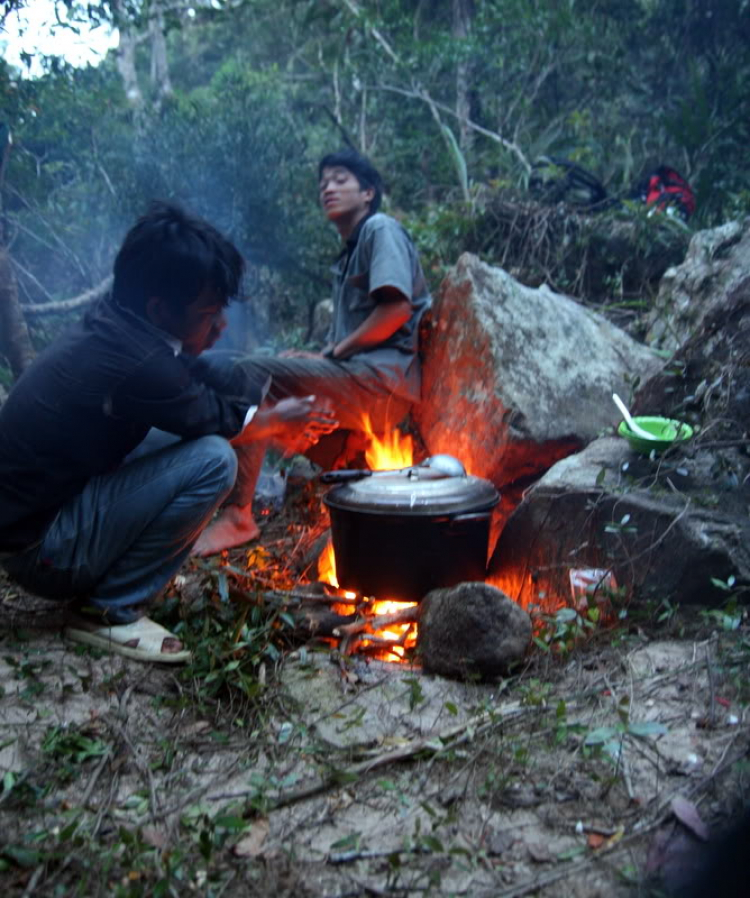 NÚI CHÚA - THẤT ĐỈNH NÚI CHÚA - THẤT ĐỈNH