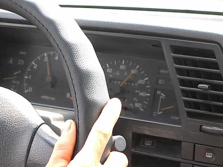 Bác Hcivic Xuân Phú đang bi Pan xe ở Cai Lậy Bác Hcivic Xuân Phú đang bi Pan xe ở Cai Lậy