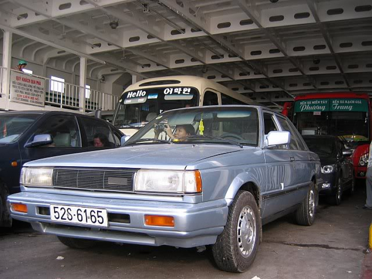 Bác Hcivic Xuân Phú đang bi Pan xe ở Cai Lậy Bác Hcivic Xuân Phú đang bi Pan xe ở Cai Lậy