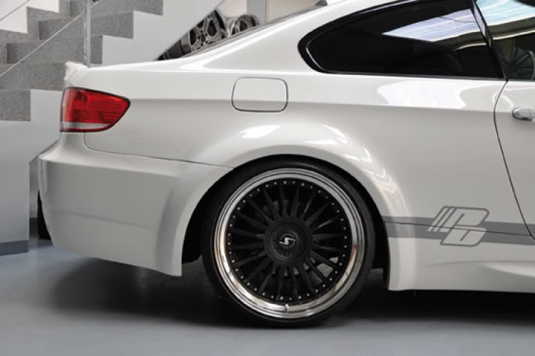 WIDE BODY KIT CHO E92 BMW 3-SERIES COUPE CỦA PRIOR DESIGN