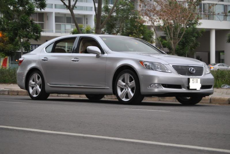 Lexus LS430, LS460/L,  LS600h/L - Im Lặng Là Vàng