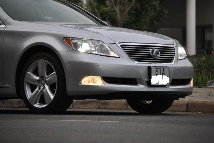 Lexus LS430, LS460/L,  LS600h/L - Im Lặng Là Vàng