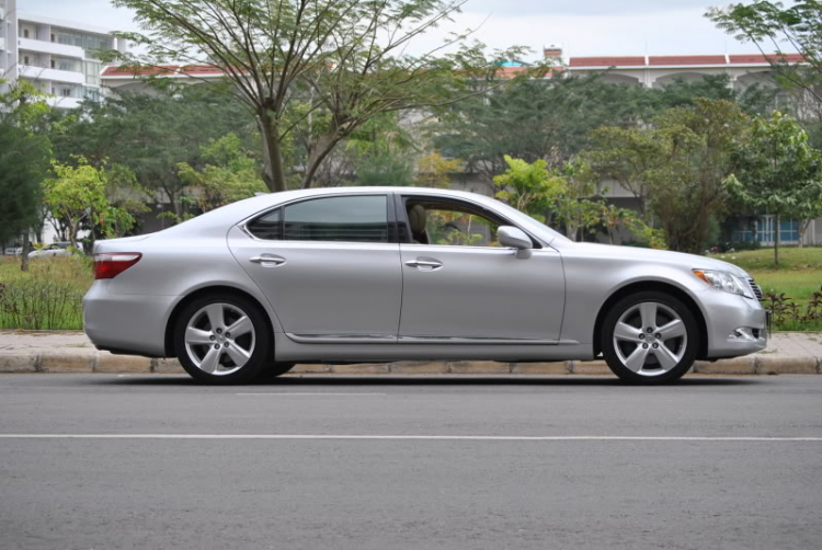 Lexus LS430, LS460/L,  LS600h/L - Im Lặng Là Vàng