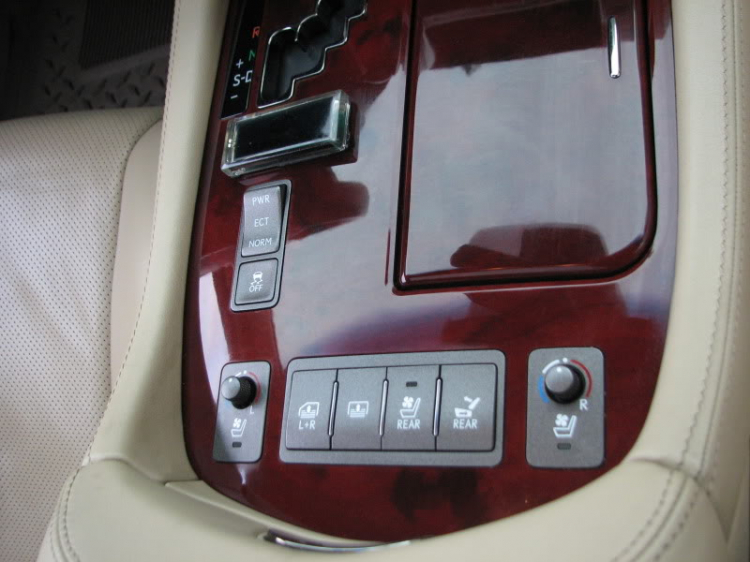 Lexus LS430, LS460/L, LS600h/L - Im Lặng Là Vàng Lexus LS430, LS460/L, LS600h/L - Im Lặng Là Vàng