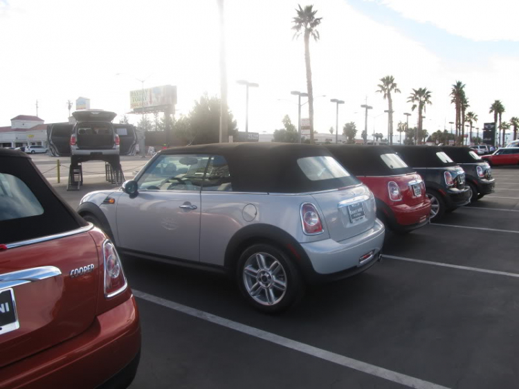 Hình ảnh Đại gia đình Mini Cooper tại Las Vegas