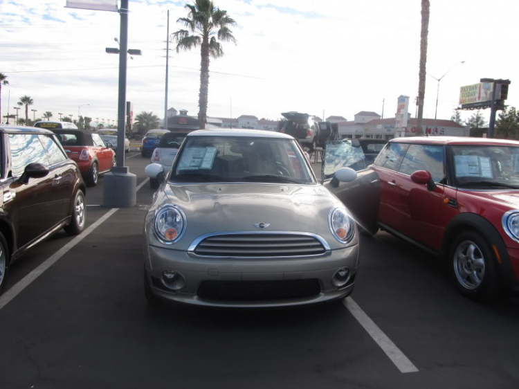 Hình ảnh Đại gia đình Mini Cooper tại Las Vegas