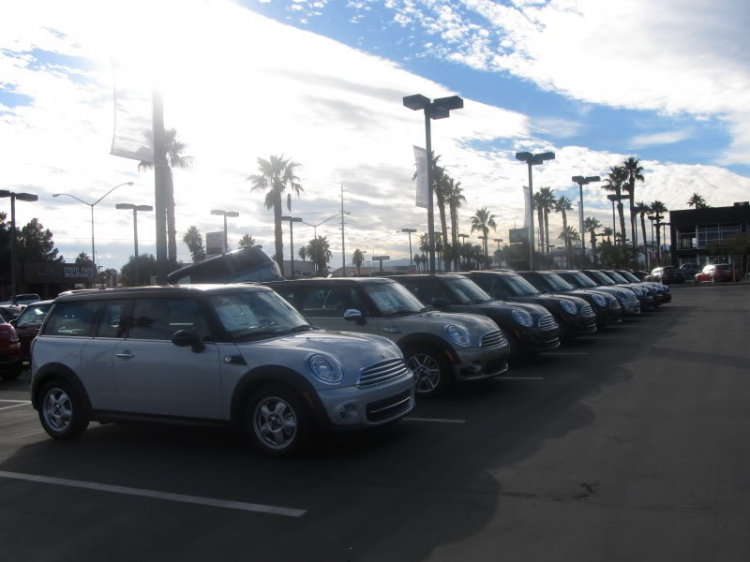 Hình ảnh Đại gia đình Mini Cooper tại Las Vegas