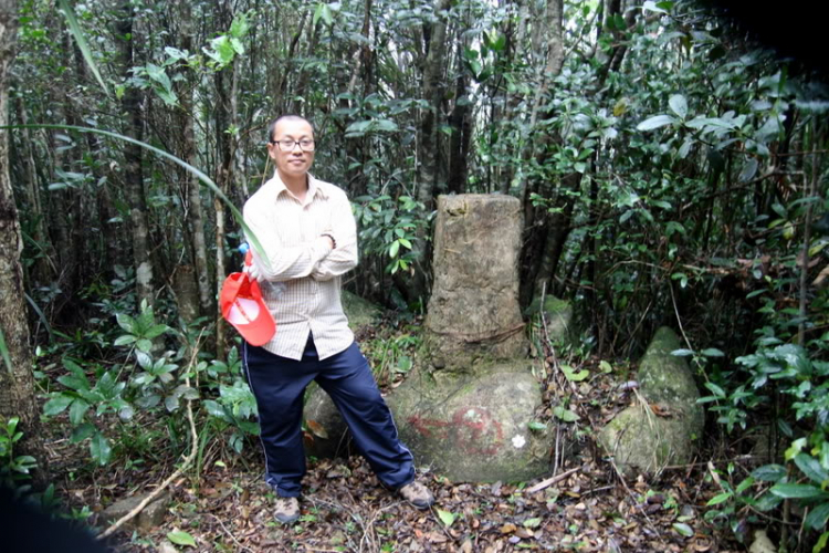 NÚI CHÚA - THẤT ĐỈNH