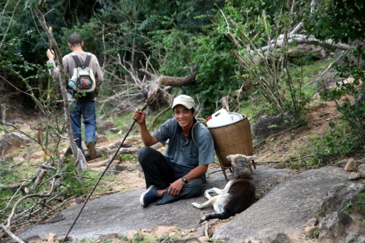 NÚI CHÚA - THẤT ĐỈNH