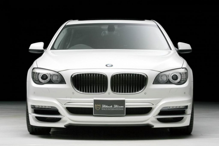 NGƯỜI NHẬT ĐỘ XE BMW NHƯ THẾ NÀO NHỈ ?? XEM HỌ ĐỘ BMW 7SER NÀO !!!!