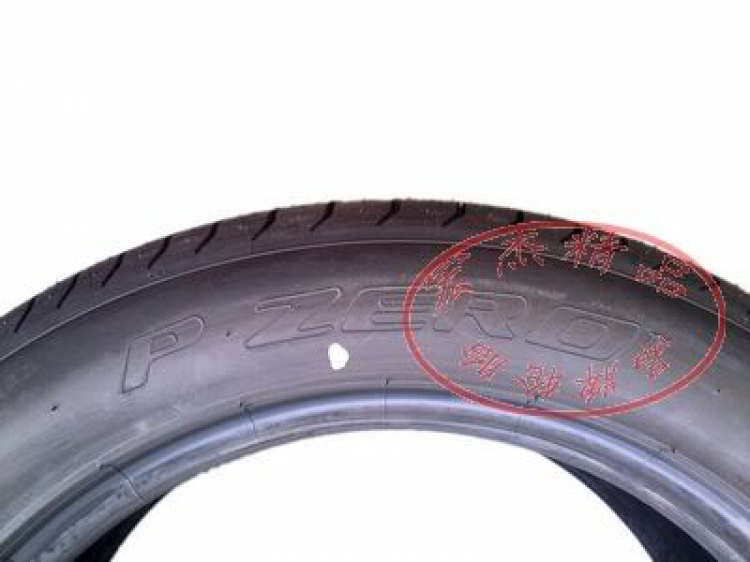 CÁC BÁC CHO EM HỎI CHỖ MUA VỎ XE RUNFLAT VỚI! CÁC BÁC CHO EM HỎI CHỖ MUA VỎ XE RUNFLAT VỚI!