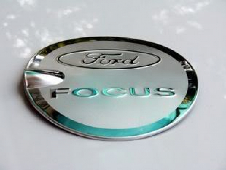 Tìm mua nắp xăng Focus