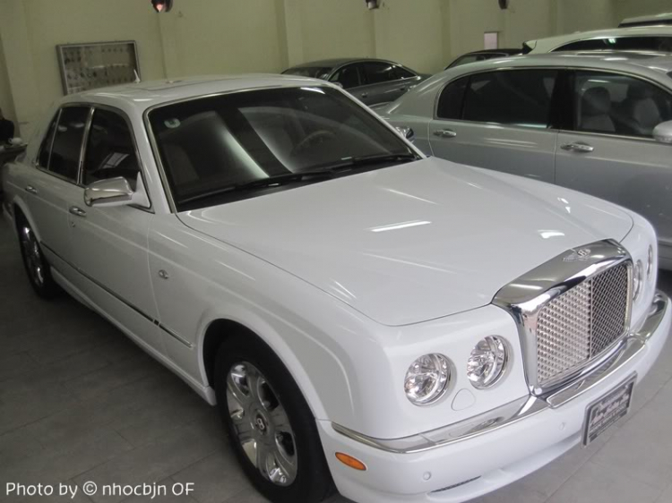 Bentley Arnage in Hà Nội