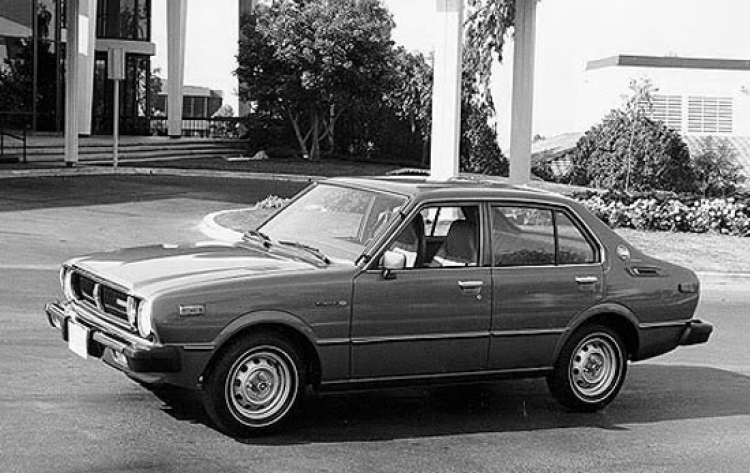 10 thế hệ Toyota Corolla - 40 năm thăng trầm (dùng tham khảo các bác ạ ) 10 thế hệ Toyota Corolla - 40 năm thăng trầm (dùng tham khảo các bác ạ )