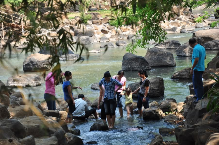 Hình ảnh Tân Niên - Giang Điền 2011