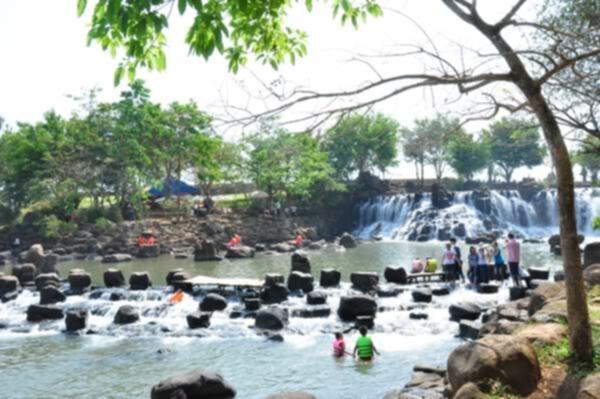 Hình ảnh Tân Niên - Giang Điền 2011