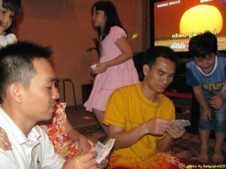Off tháng 3..."Tiếng gọi rừng xanh". (chương trình tham khảo) Off tháng 3..."Tiếng gọi rừng xanh". (chương trình tham khảo)