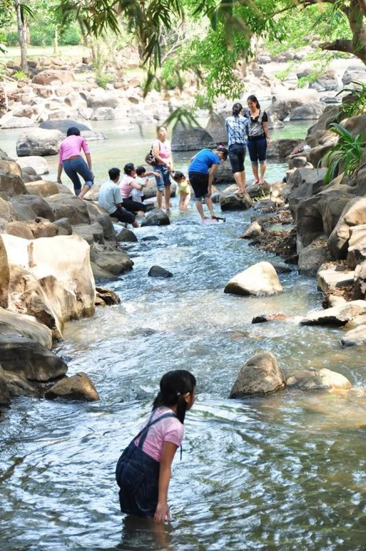 Hình ảnh Tân Niên - Giang Điền 2011