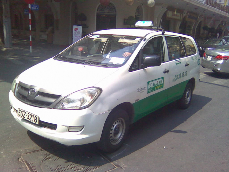 Getz của em bị taxi tông hic :((