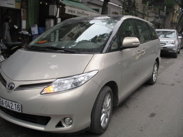 Sienna LE 3.5 model 2011: chiếc xe cho gia đình có giá hợp lý!