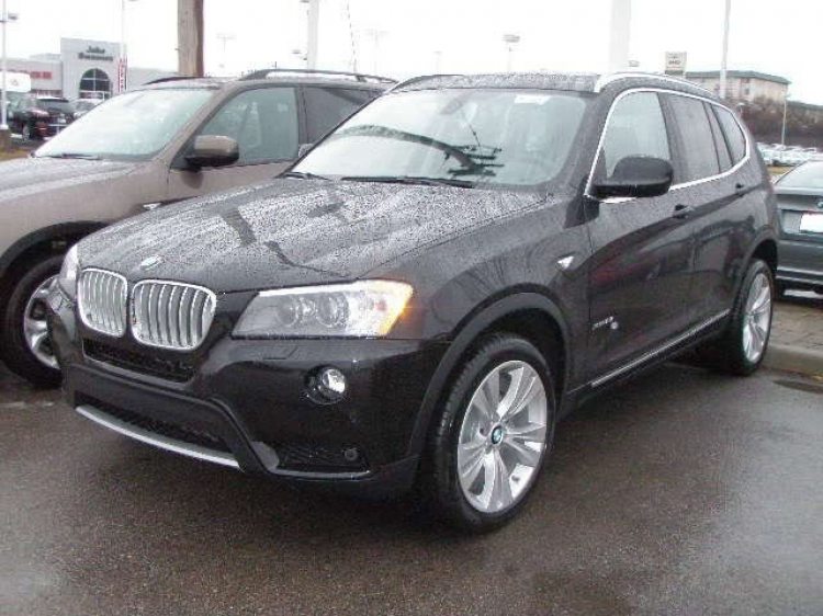 [Geneva Autoshow 2011] BMW X3 với M-sport package.