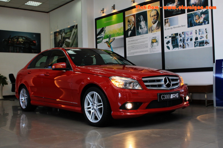 Cảm nhận ban đầu trên chiếc C300 AMG đầu tiên tại Sài Gòn!