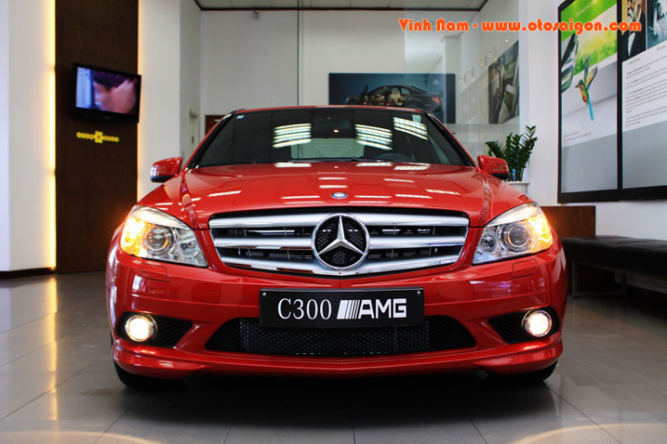 Cảm nhận ban đầu trên chiếc C300 AMG đầu tiên tại Sài Gòn!