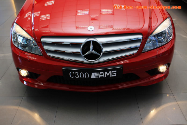 Cảm nhận ban đầu trên chiếc C300 AMG đầu tiên tại Sài Gòn!