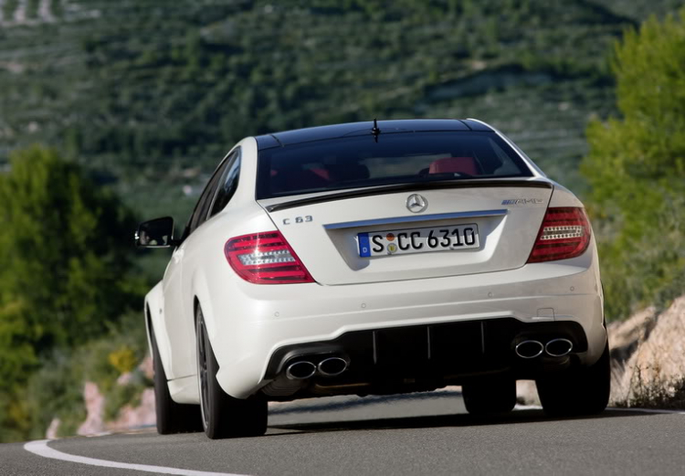 Mercedes C63 AMG coupe 2012 trình làng