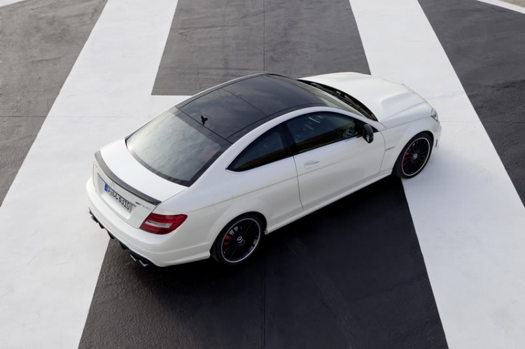 Mercedes C63 AMG coupe 2012 trình làng