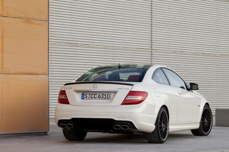 Mercedes C63 AMG coupe 2012 trình làng